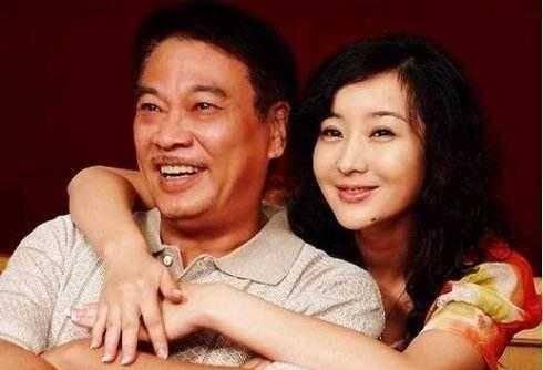 吴孟达全部老婆的照片，张力维现在(吴孟达老婆3任老婆图)