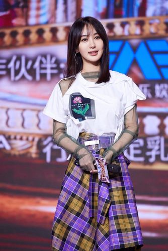 李菲儿公布baby短信截图，蒋欣(杨颖李菲儿短信截图)