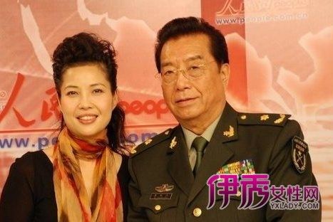 李双江前妻丁英，李双江的大儿子在(李双江的前妻和儿子)