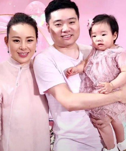 丁俊晖老婆，潘晓婷丈夫(潘晓婷和丁俊晖是什么关系)