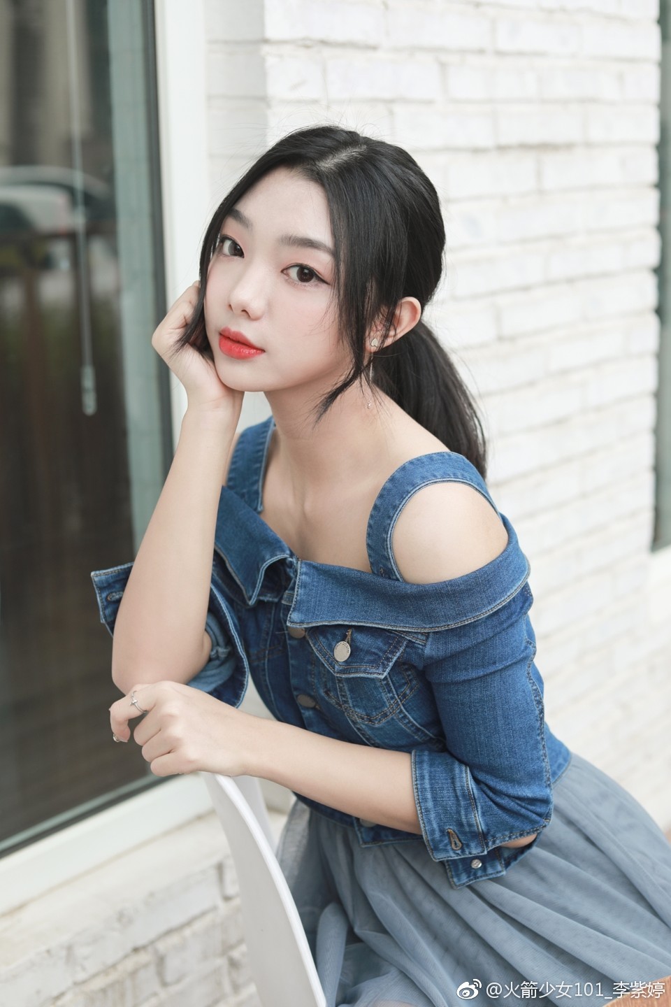 杨芸晴和李紫婷什么关系？网友说杨芸晴是t