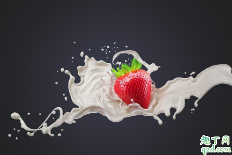 种草莓可以浇牛奶吗(牛奶草莓是用牛奶浇的吗)