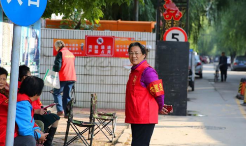 劝人不要随地吐痰怎么说(劝别人不随地吐痰的话)