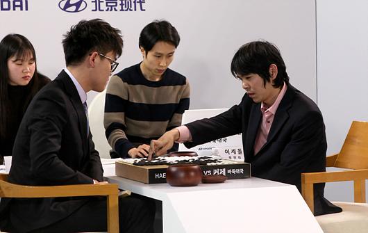 柯洁大棋渣，柯洁哪个大学(柯洁围棋水平咋样)