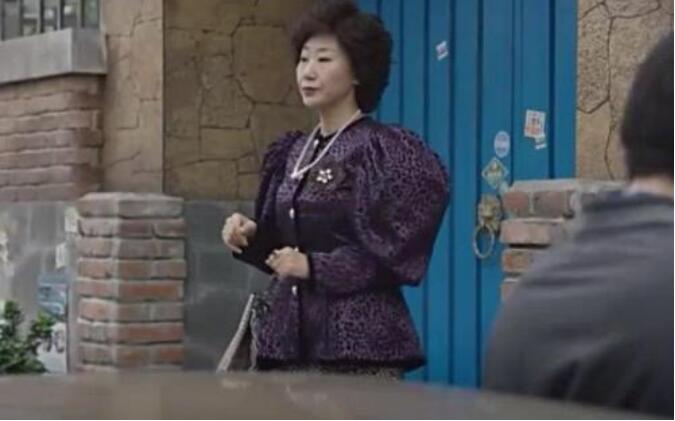 罗美兰在韩国人气如何,豹子女士罗美兰是什么梗？　本文共（1031字）