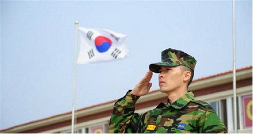 韩国明星入伍都干嘛？在韩国服兵役很辛苦吗？　本文共（965字）