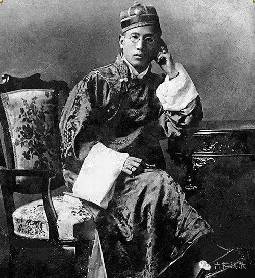 满族姓氏改汉姓对照表,满族姓氏尊贵排名　本文共（1103字）