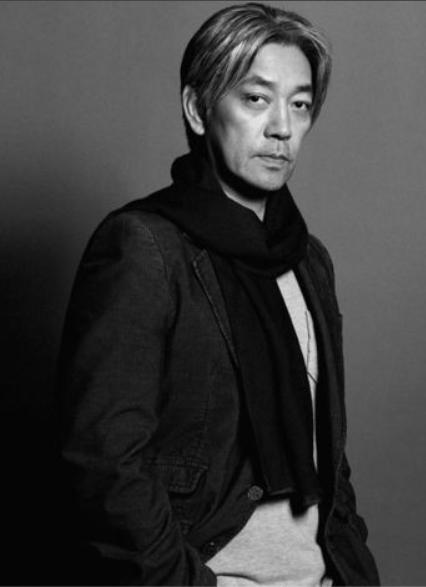 坂本龙一为什么叫教授？坂本龙一年轻时超帅