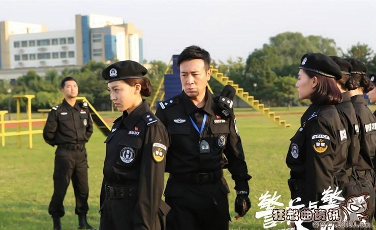 警花与警犬杜飞的狗狗是什么品种的?杜飞扮(杜飞扮演者《警花与警犬》)