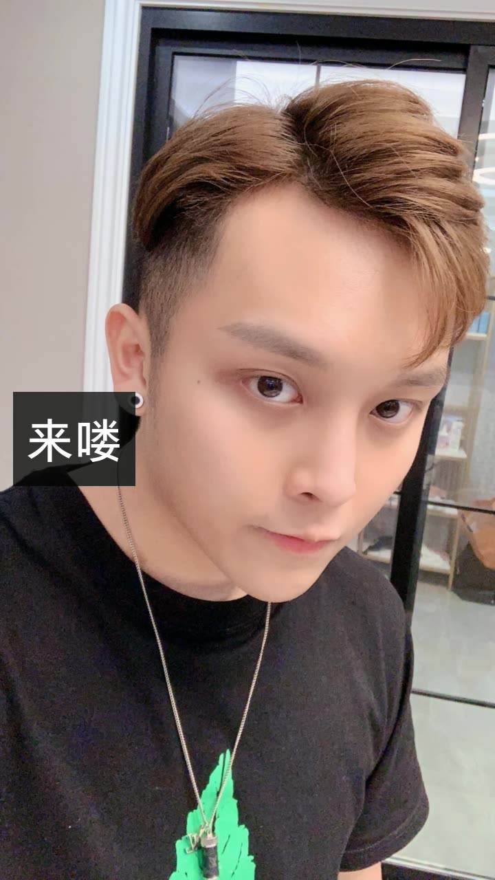 小猪先生ricky邱斯钿原来以前长什么样(小猪邱斯钿女朋友叫什么)